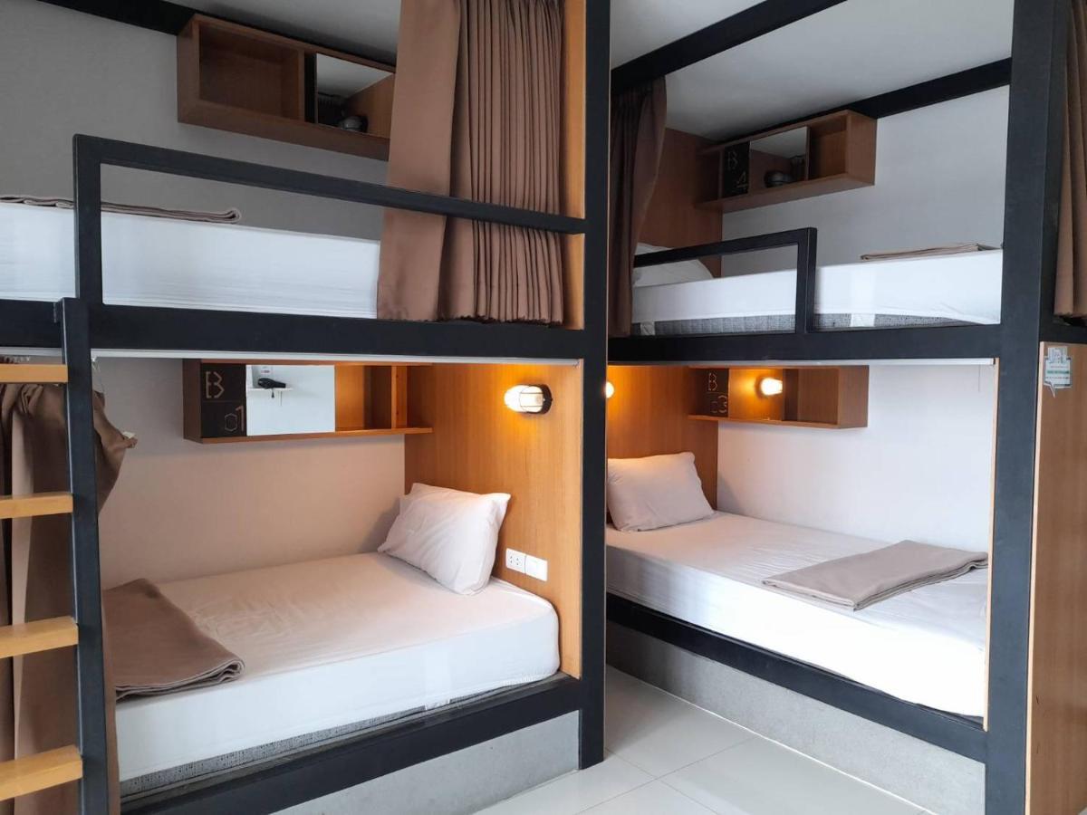 Homey-Sleepy Don Mueang Airport Hostel Bangkok Esterno foto