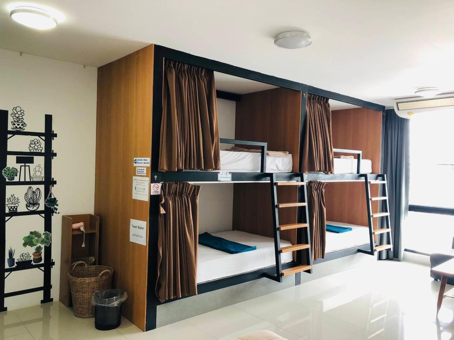 Homey-Sleepy Don Mueang Airport Hostel Bangkok Esterno foto
