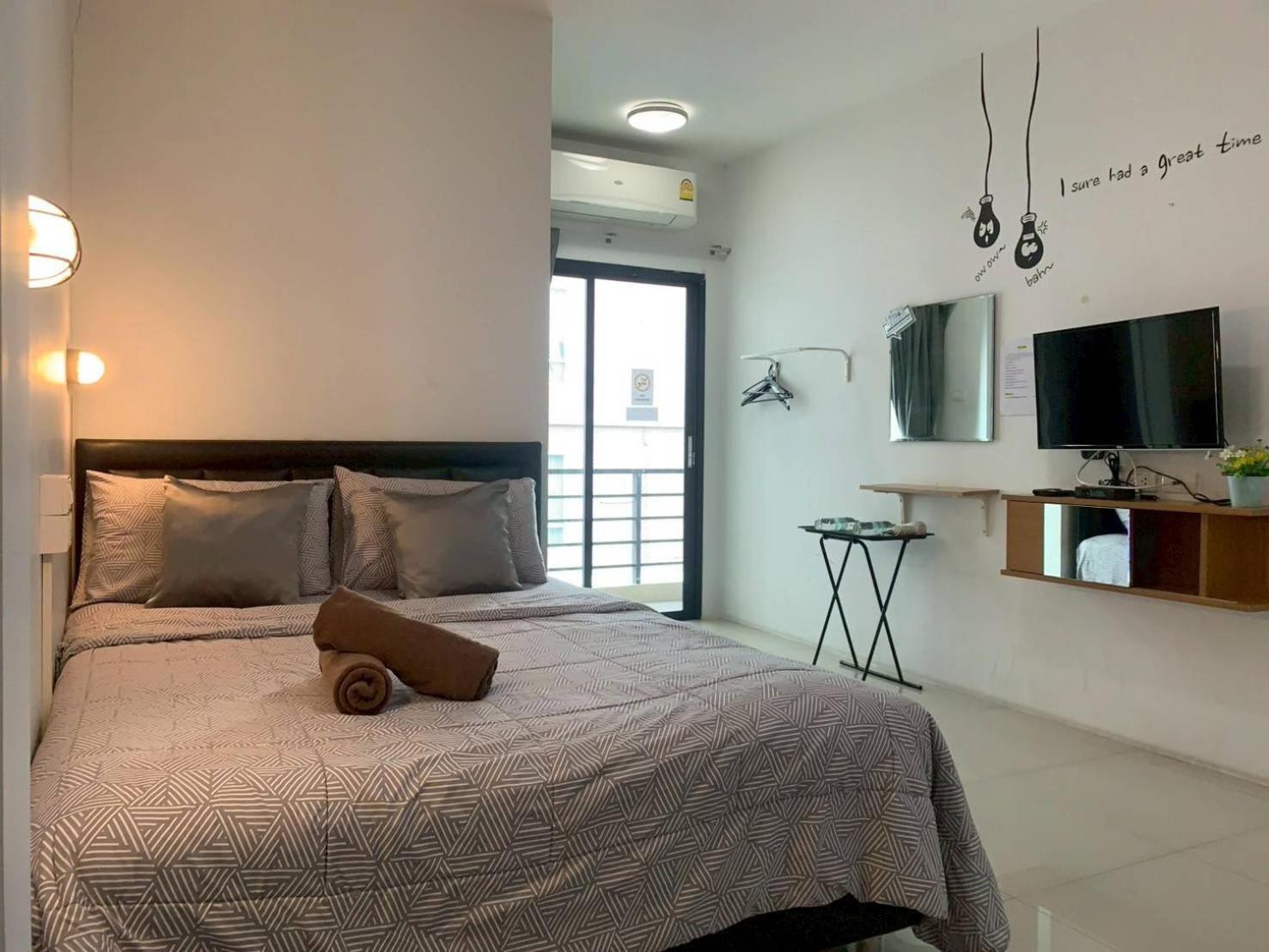 Homey-Sleepy Don Mueang Airport Hostel Bangkok Esterno foto