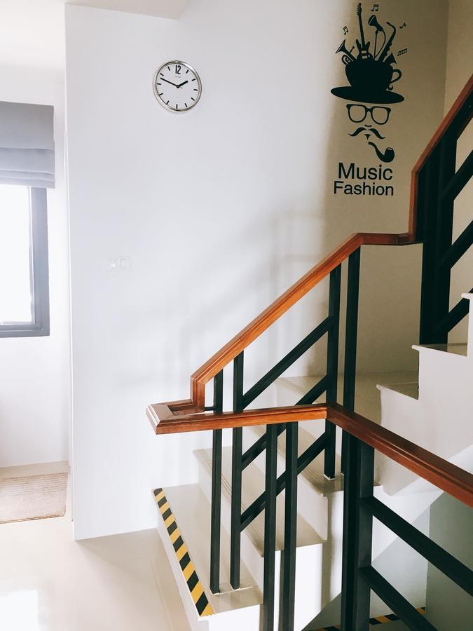 Homey-Sleepy Don Mueang Airport Hostel Bangkok Esterno foto